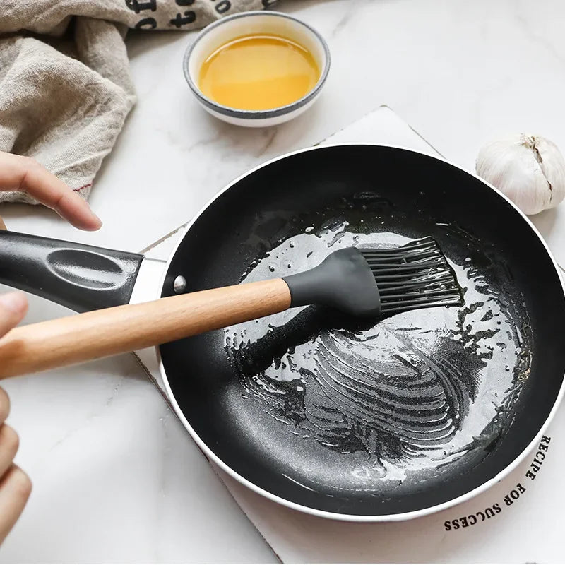 12PCS Silicon Non-Stick Cookware Kitchenware Utensil Set with Wooden Handles