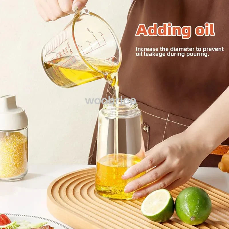Oil Spray Dispenser Bottle for Pouring Cooking Oil with Automatic Lid Spice Shaker