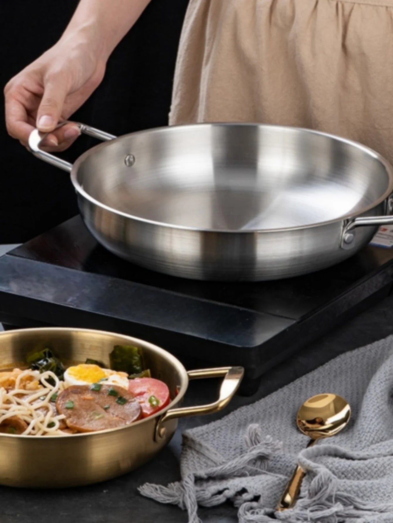 Stainless Steel Cookware and Saucepan Dry Pots with Handle - Lovies Kitchenwares